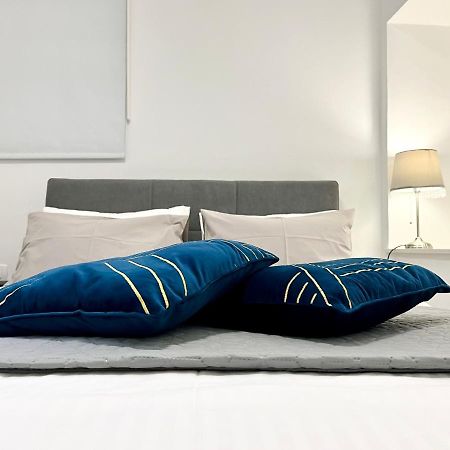 Rab Downtown Place Раб Екстериор снимка